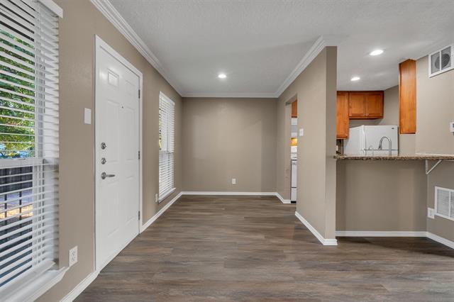 Foto del edificio - 5727 Richmond Ave