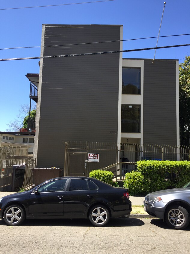 Primary Photo - 2308 Warring St