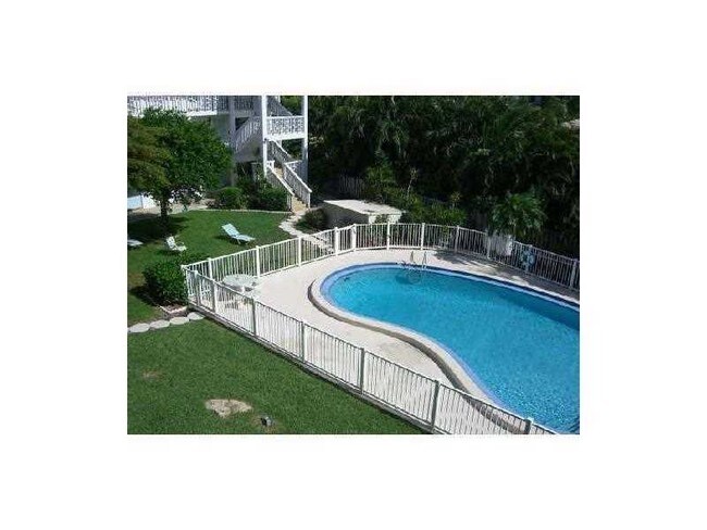 Foto del edificio - 234 Hibiscus Ave