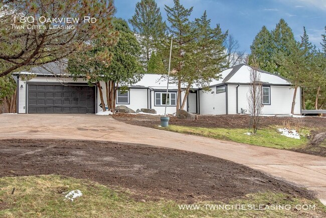 Building Photo - 180 Oakview Rd