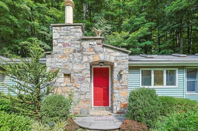 Foto del edificio - 46 Gallows Hill Rd