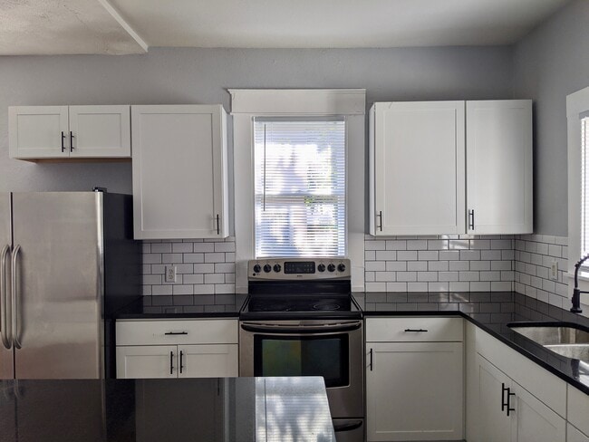 Building Photo - 3514 N 11th St