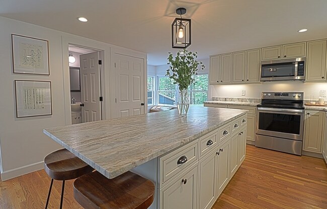 Foto del edificio - 113 Central St