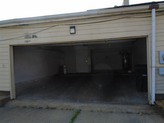 Foto del edificio - 10938 Village Bend Ln