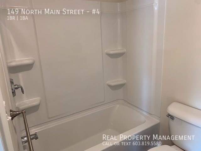 Building Photo - Nice 1BD Apt- Great Location with Heat/Hot...