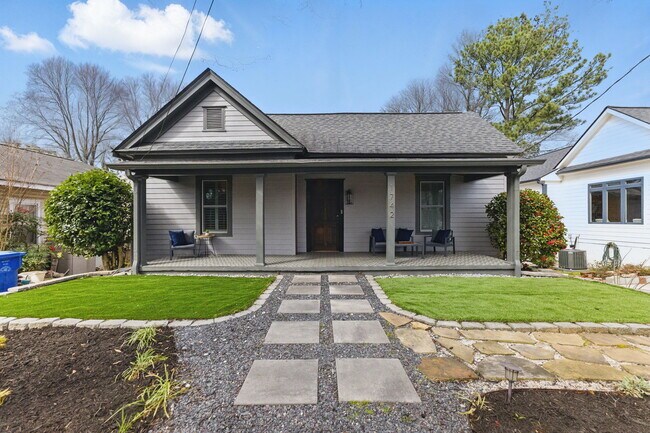 Foto del edificio - 1742 Ridgeway Ave NW