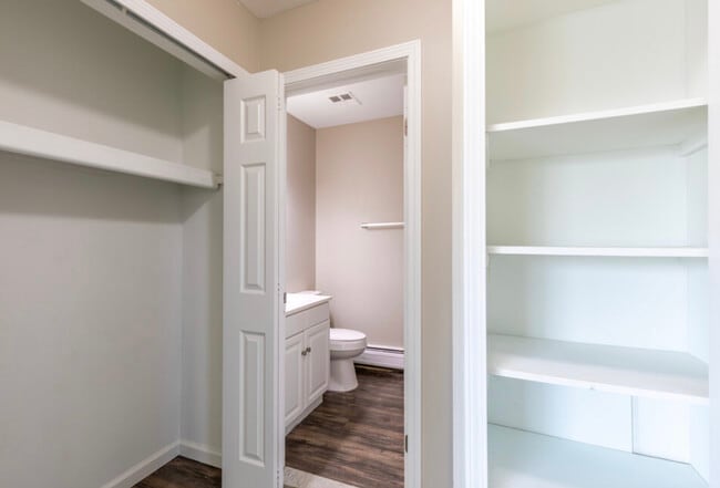 Building Photo - 1730 Goddard Rd