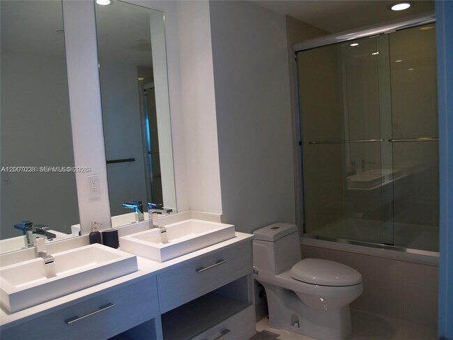 Foto del edificio - 55 SW 9th St