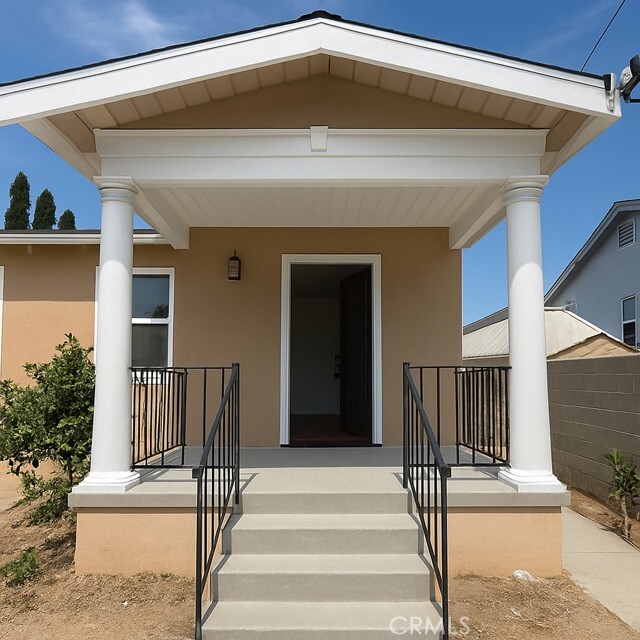 Building Photo - 340 S Ave 56