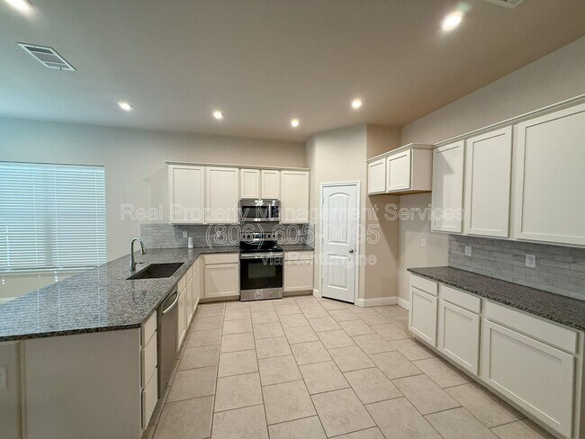 Foto del edificio - 7115 90th St