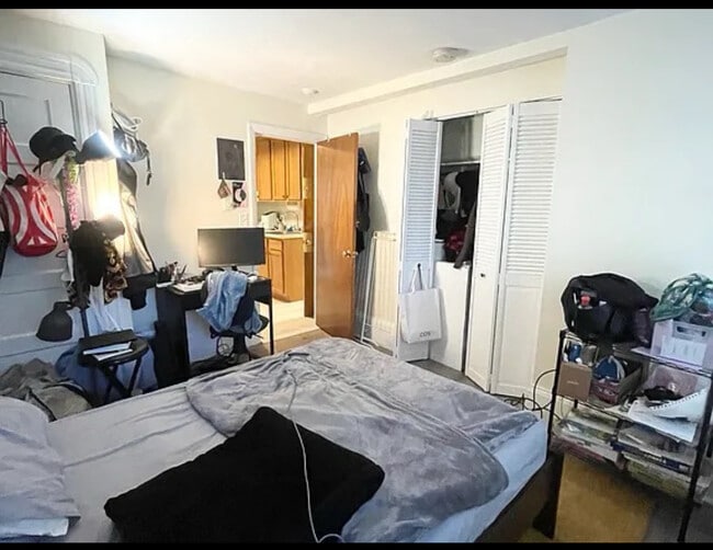 Building Photo - 7 Grove St