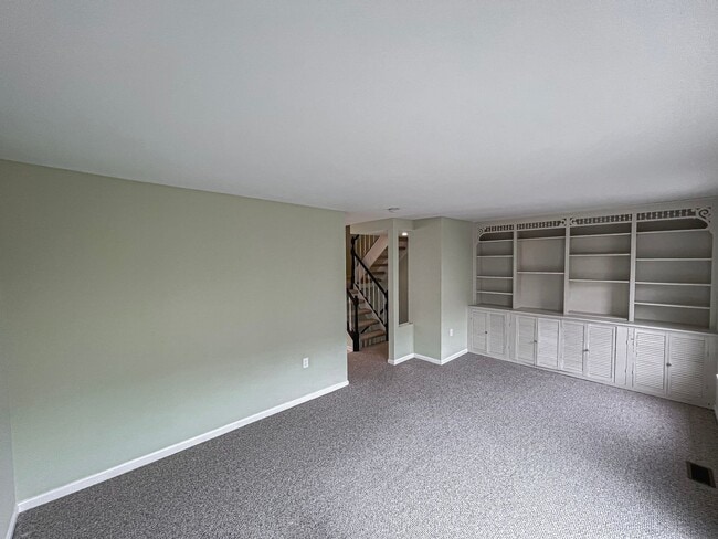 Foto del edificio - Open and Spacious 3 Bedroom 2.5 Bath Townh...