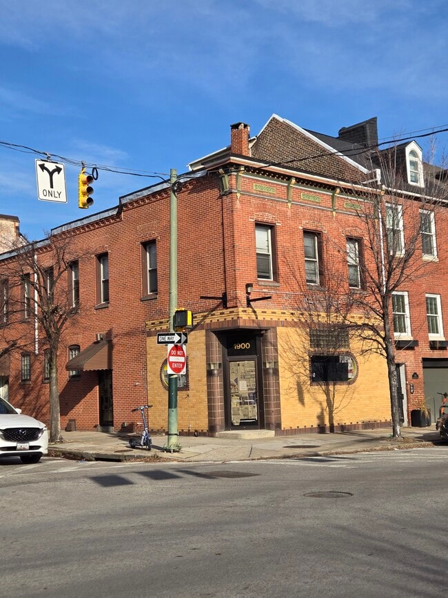 Building Photo - 1900 Aliceanna St