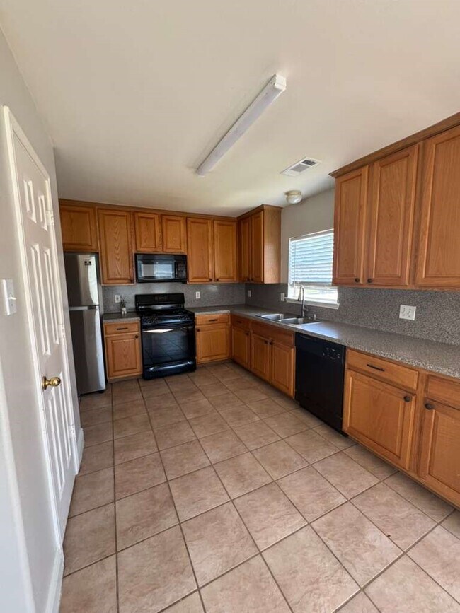 Foto del edificio - 18203 Winding Timbers Ln