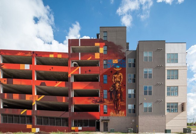 Building Photo - This Swanky 2 BR Could Be Yours