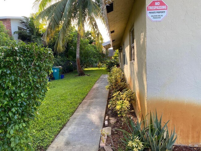 Foto del edificio - 2212 SE 3rd St