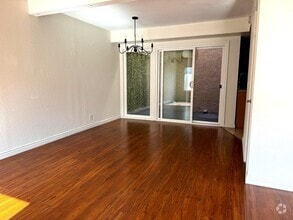 Building Photo - 1066 Westward Ln