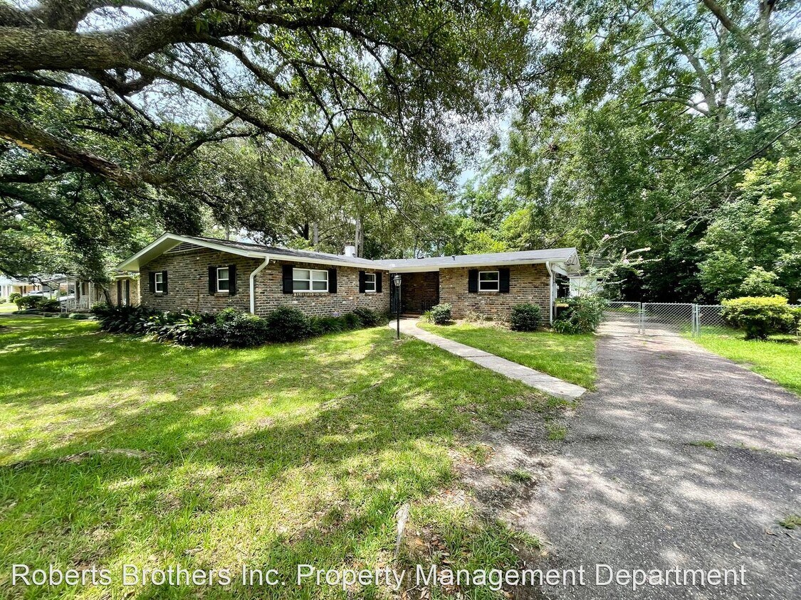 Primary Photo - 3 br, 2 bath House - 4352 Knob Hill Drive