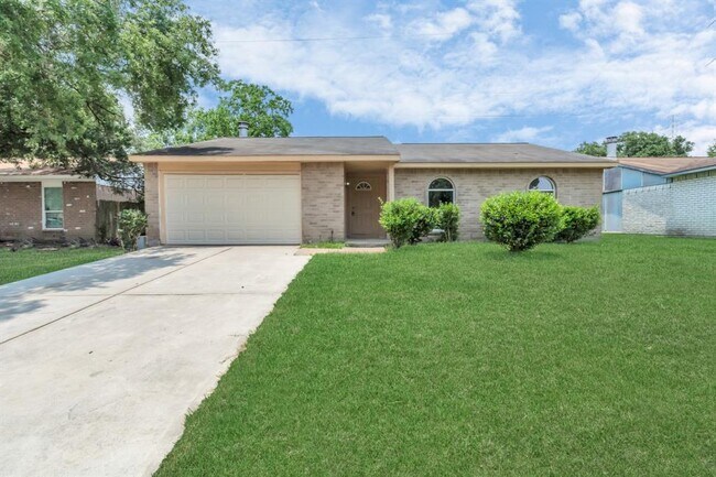 Building Photo - 14519 Edenglen Dr