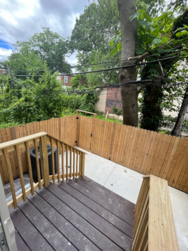 Primary Photo - 4107 W Girard Ave