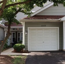 Building Photo - 1333 Cranbrook Ct