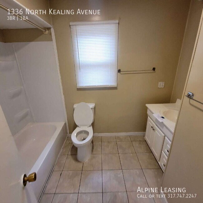 Building Photo - 1336 N Kealing Ave