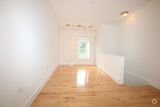 Building Photo - 5226-30 Ridge Ave