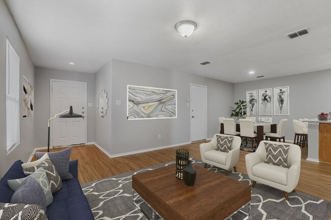 Building Photo - 468 Brookbank Dr
