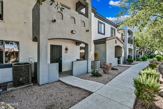Building Photo - 4608 W Maryland Ave