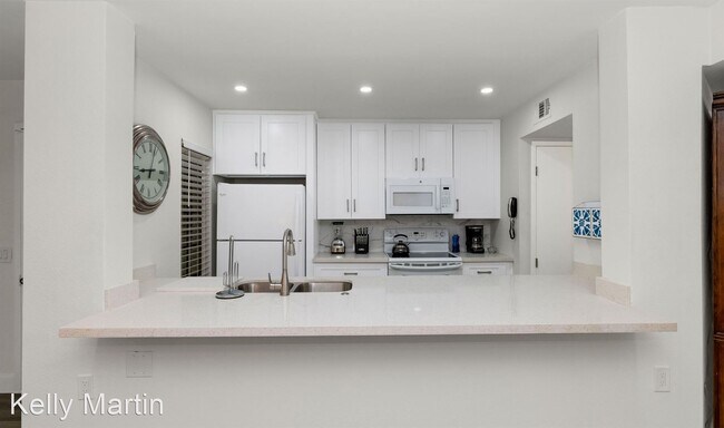 Foto del edificio - 2 br, 2 bath House - 5221 N 24th St #106