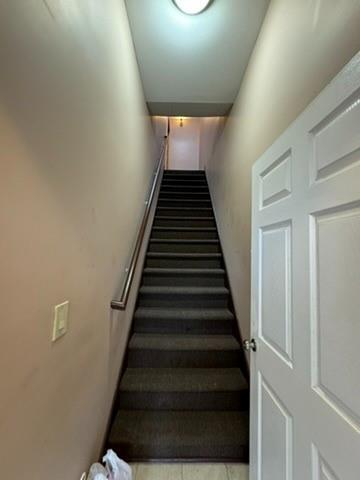 Foto del edificio - 1142 Forest Ave
