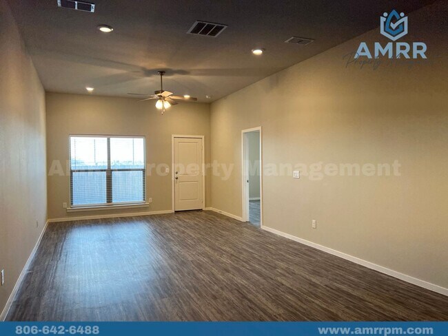 Building Photo - Incredible 3 Bedroom in North Lubbock!