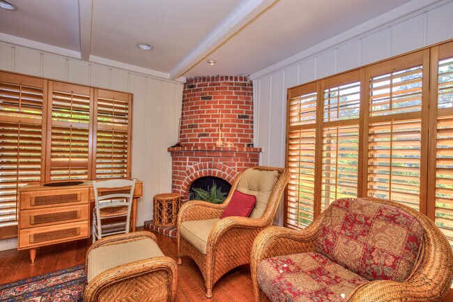 Custom Built - 1679 Carmel Dr