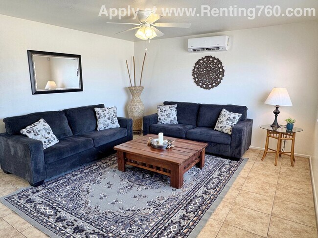 Foto del edificio - Charming & Furnished 2 bed 1 bath home in 29 Palms
