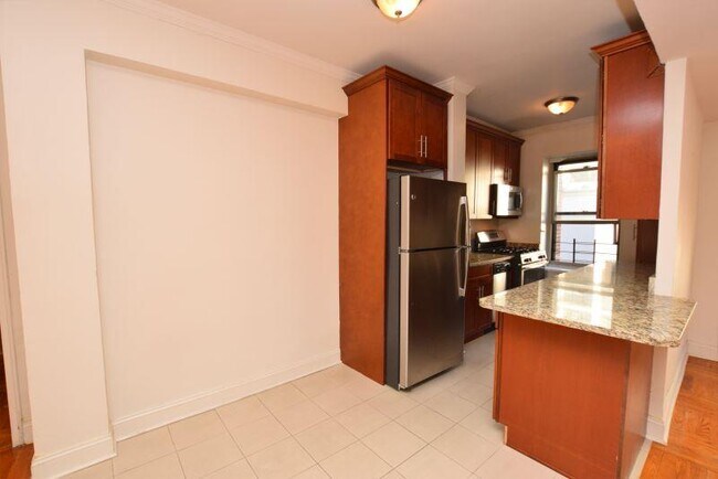 Foto del edificio - 63-33 98th Pl