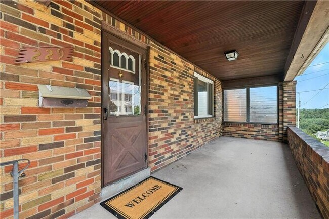 Building Photo - 229 Clairmont Ave