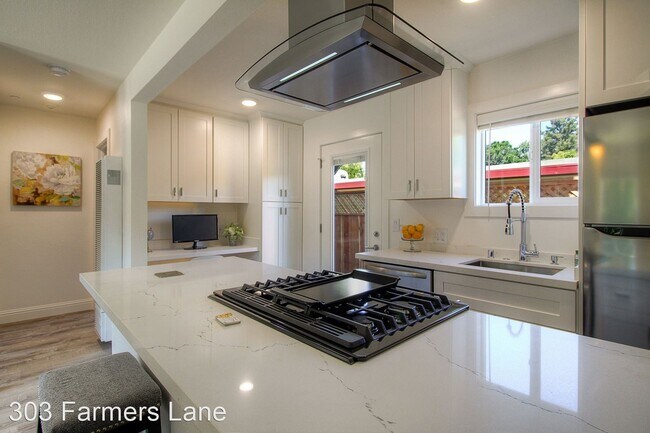 Foto del edificio - 303 Farmers Ln