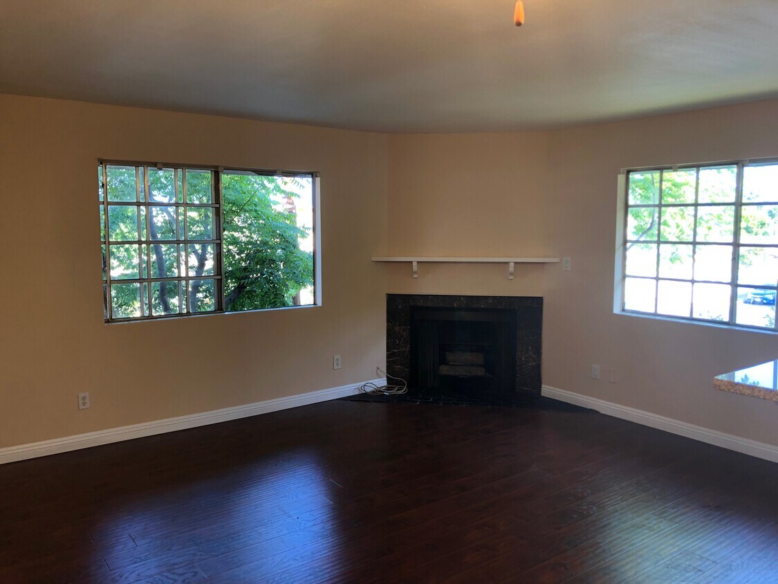 Foto principal - 11471 Bessemer St