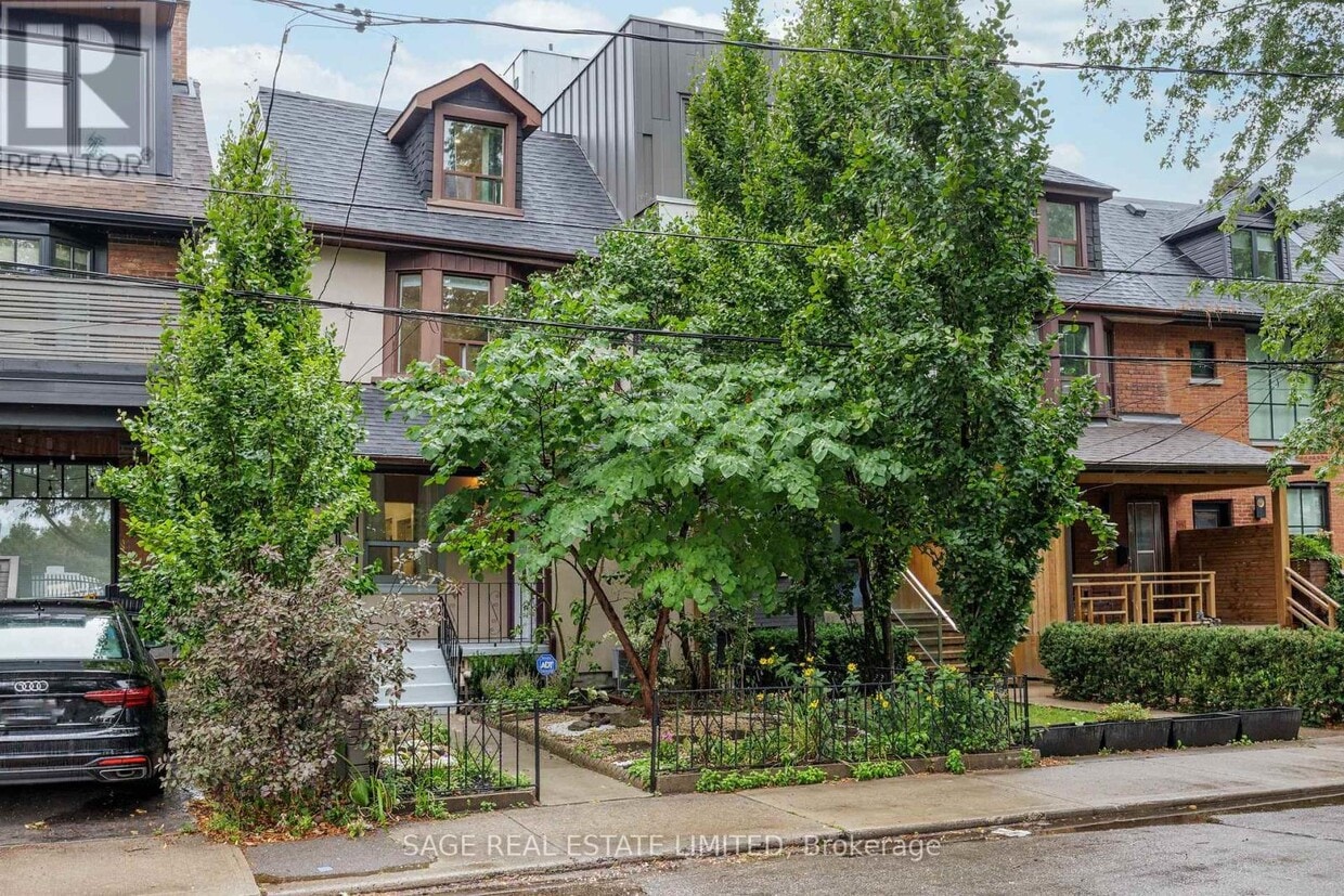 Primary Photo - 310 Gladstone Ave