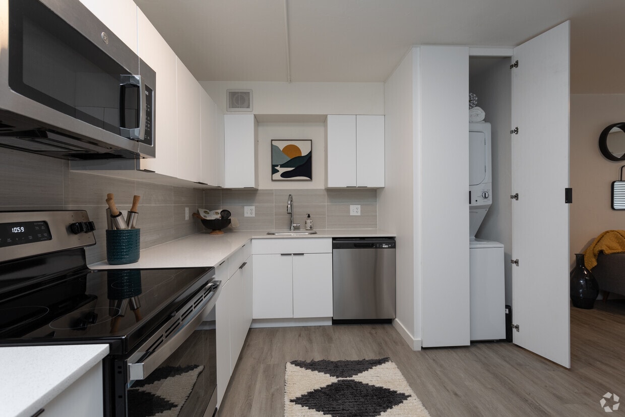 Presidio Palms Apartments - Presidio Palms Apartments