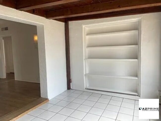 Building Photo - A charming Lovely Home