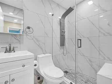 Foto del edificio - 2560 W 60th St
