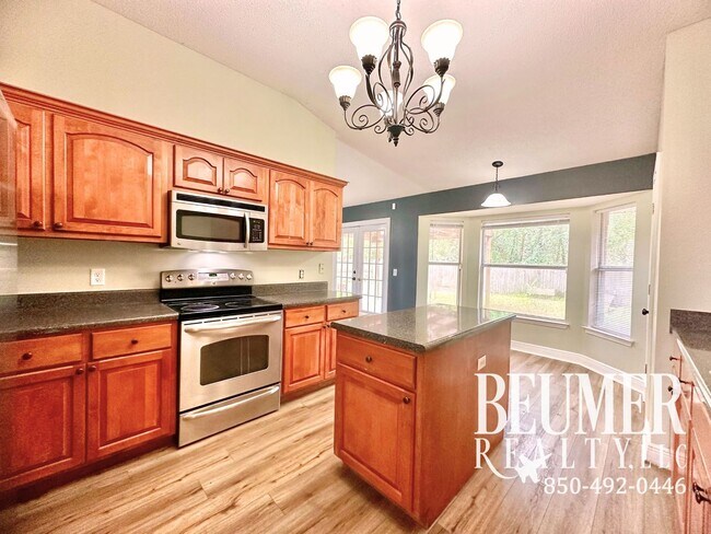 Foto del edificio - Now Available - 4br/2ba Home near NAS Pensacola back Gate