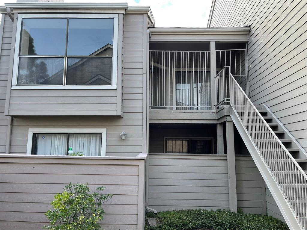 Foto principal - 6701 Sands Point Dr