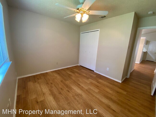 Building Photo - 2 br, 2 bath House - 5230 Gawain Dr