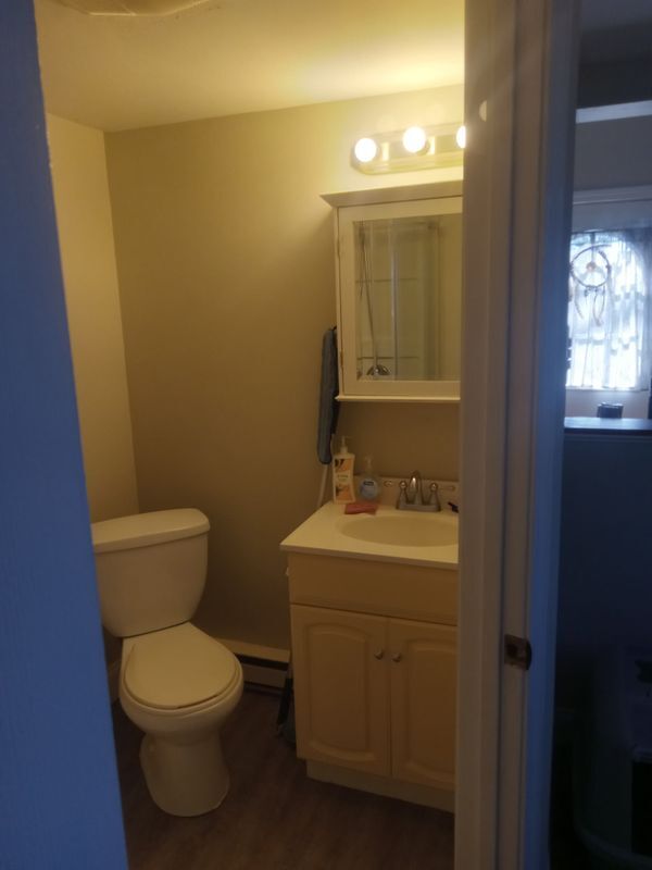 Foto del edificio - 90 Cypress Rd