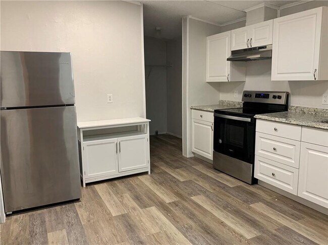 Foto del edificio - 36148 Begonia Ave