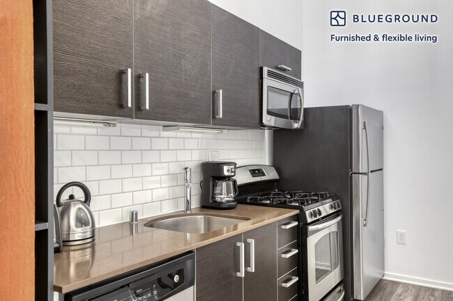 Foto del edificio - 4133 Redwood Ave