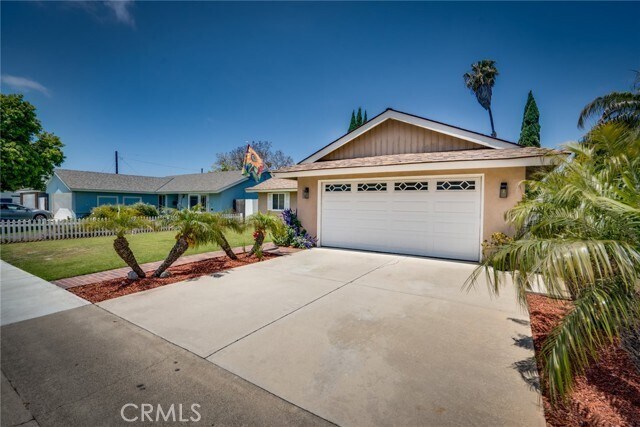 Foto del edificio - 16631 Fountain Ln