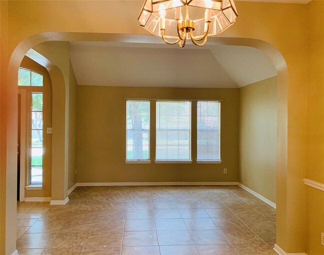 Foto del edificio - 3105 Ravens Lake Cir